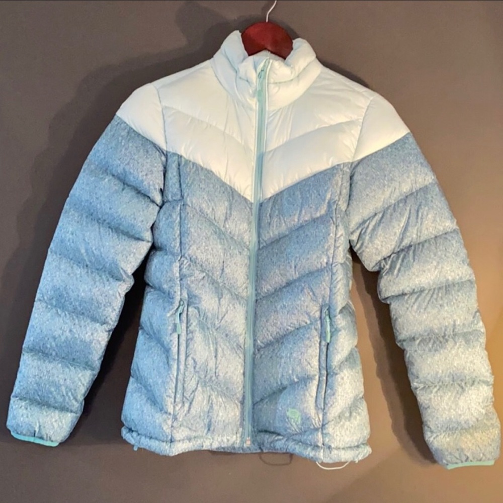 NWOT Women’s Mountain Hardwear Small Down Jacket